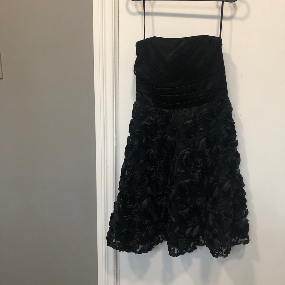 White House Black market dress - Picture 5 of 5